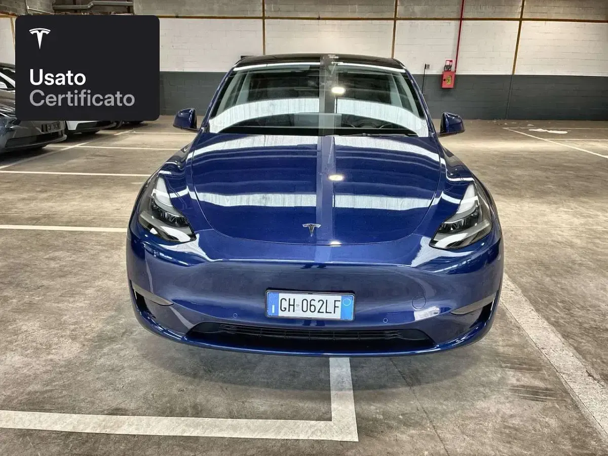 Usata Tesla Model Y Long Range AWD 258 kW (351 CV) 2021 Deep blue metallic SUV