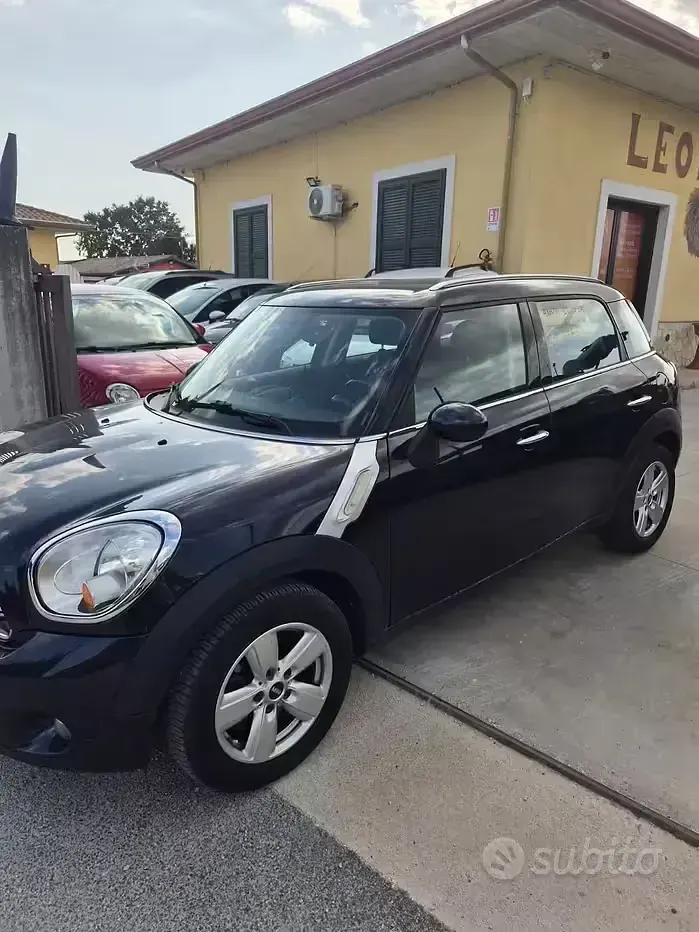 Usata Mini Cooper D Countryman Business 111 CV (81 kW) 2015 Blu SUV