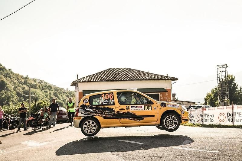 Usata Renault Clio II R.S. 169 CV (124 kW) 2000 Giallo Berlina