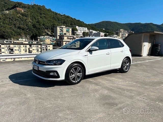 Usata 2021 VW Polo R-line Tre volumi | 13.950 € (Ottimo prezzo) - Immagine 1/4
