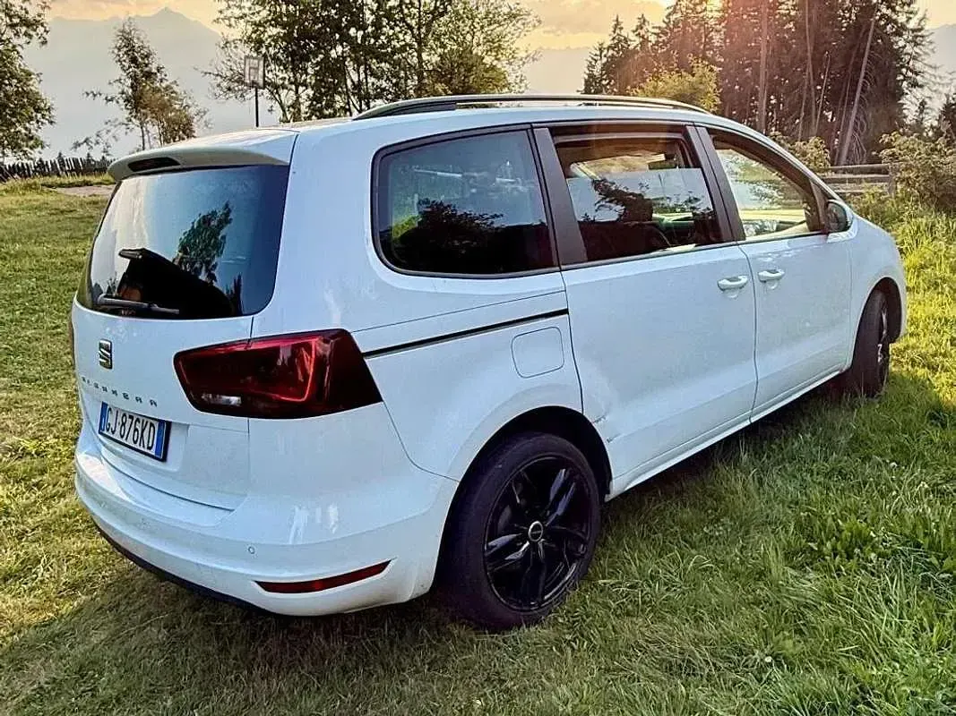 Usata Seat Alhambra Style 150 CV (110 kW) 2018 Bianco Monovolume