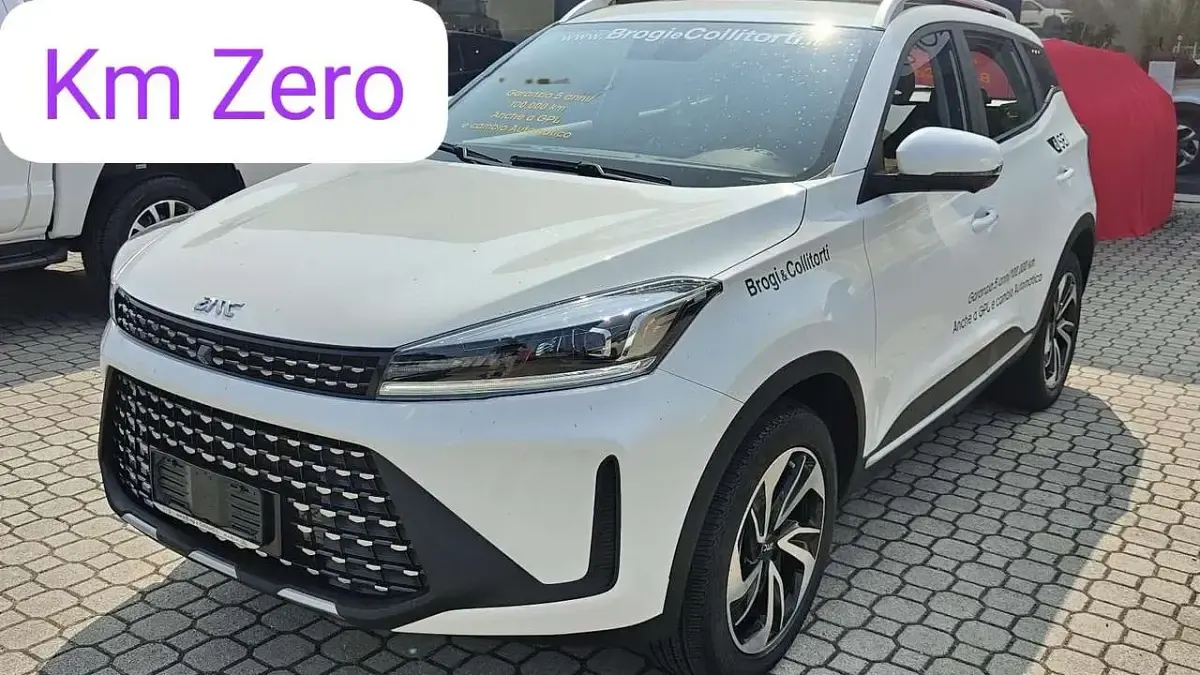 Nuova EMC SEI 147 CV (108 kW) 2025 Bianco SUV