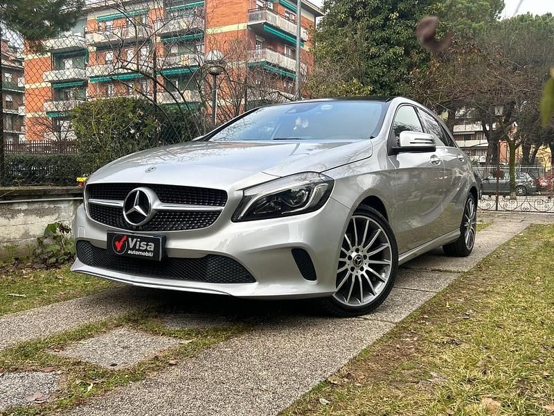 Usata Mercedes A220 176 CV (129 kW) 2018 Grigio Berlina