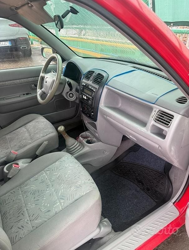 Usata Mazda Demio 63 CV (46 kW) 2002 Utilitaria