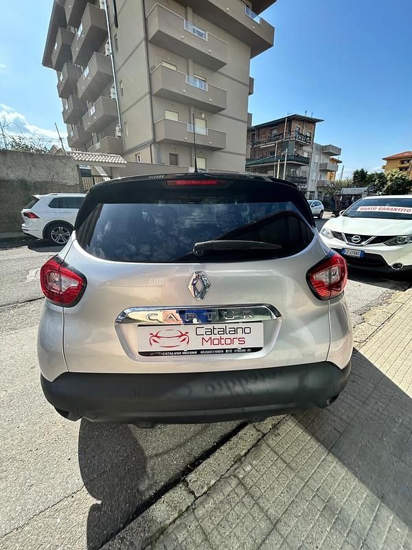 Occasion Renault Captur 90 ch (66 kW) 2014 Argent SUV