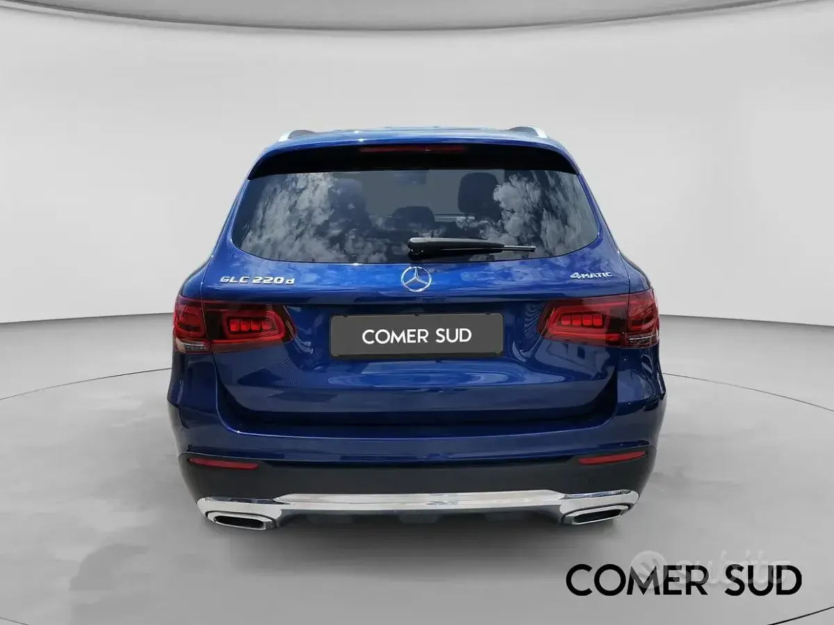 Usata Mercedes GLC220 194 CV (142 kW) 2019 Blu SUV