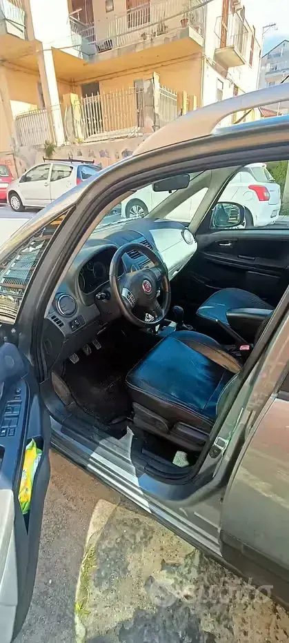 Usata Fiat Sedici 135 CV (99 kW) 2012 SUV