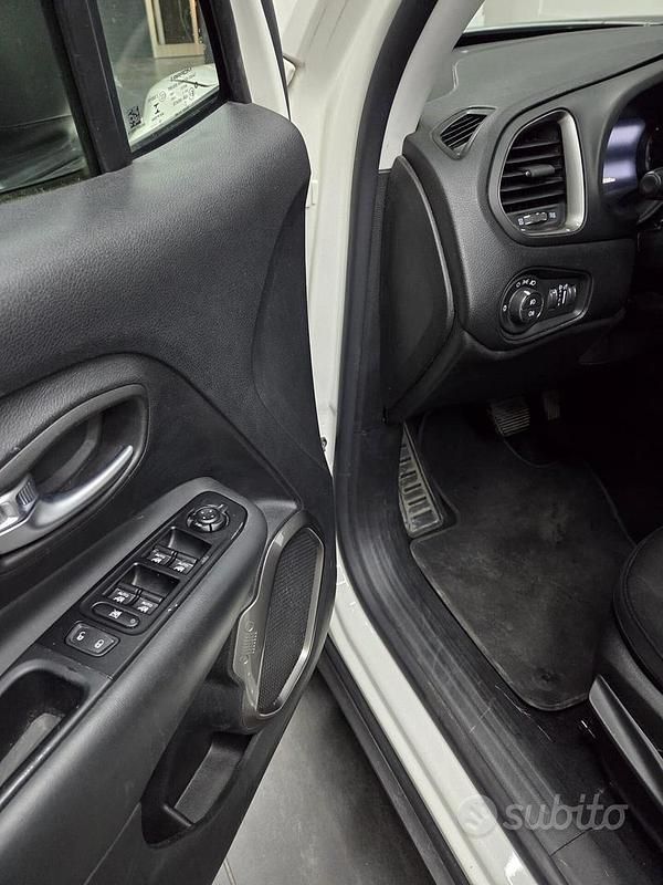 Usata Jeep Renegade Limited 120 CV (88 kW) 2020 Bianco SUV