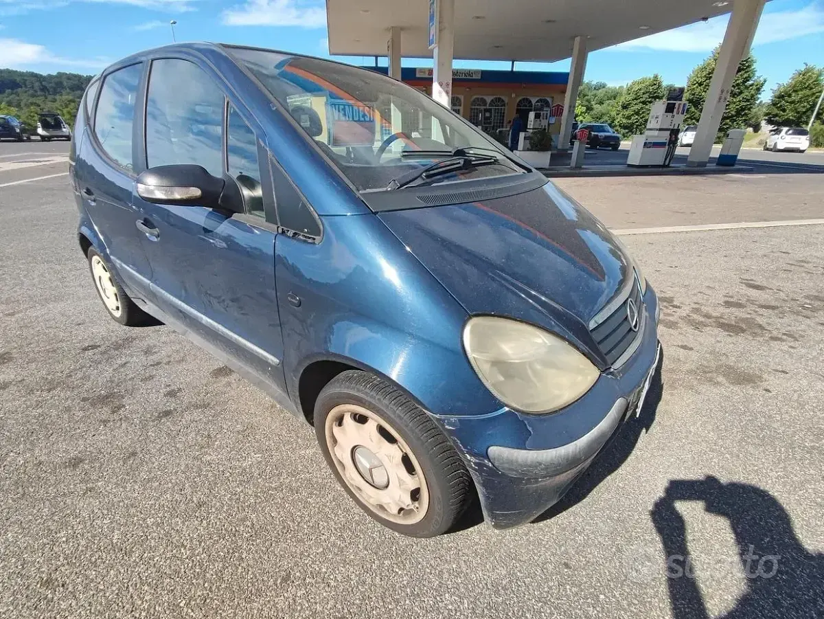 Usata Mercedes A170 Elegance 95 CV (69 kW) 2004 Blu Berlina