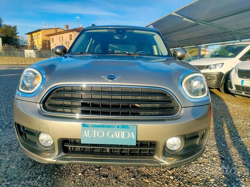 Usata Mini One D Countryman Business 116 CV (85 kW) 2019 Grigio SUV
