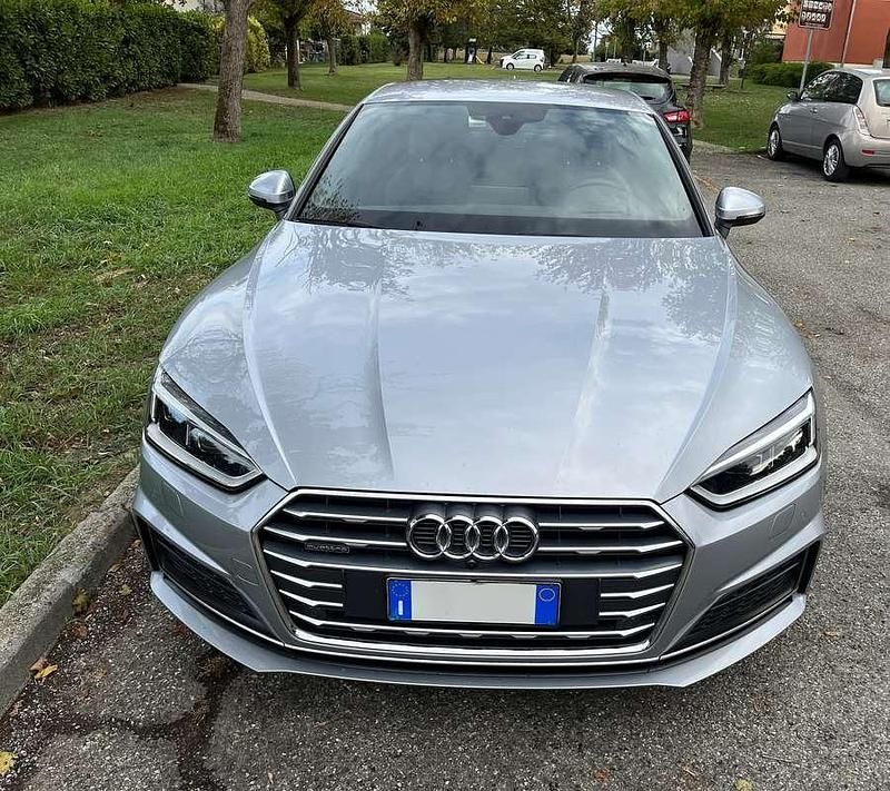 Usata Audi A5 Business 218 CV (160 kW) 2017 Argento Coupé