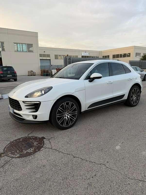 Usata Porsche Macan 250 CV (183 kW) 2017 Bianco SUV