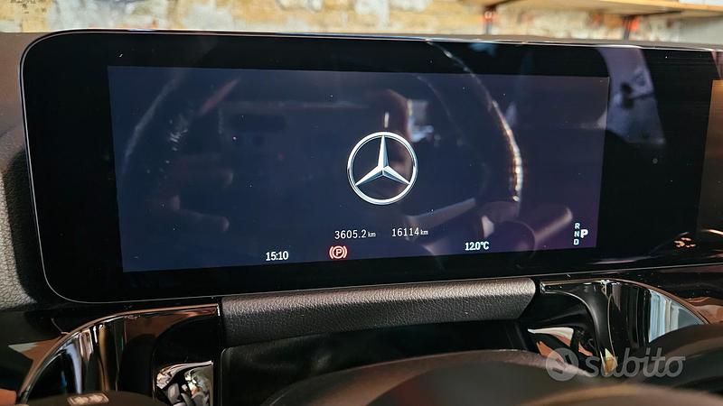 Occasion Mercedes GLA200 150 ch (110 kW) 2025 Gris SUV