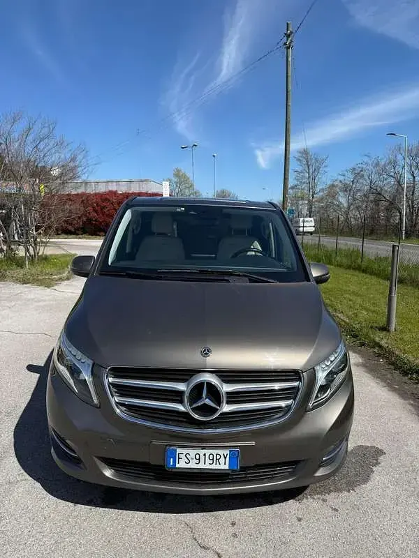 Usata Mercedes V220 Business 163 CV (119 kW) 2018 Monovolume