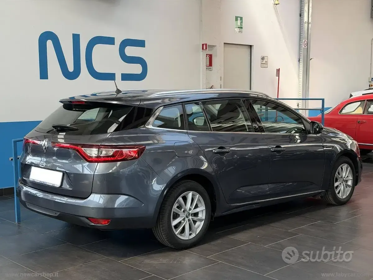 Usata Renault Mégane GrandTour 110 CV (80 kW) 2017 Grigio Station wagon