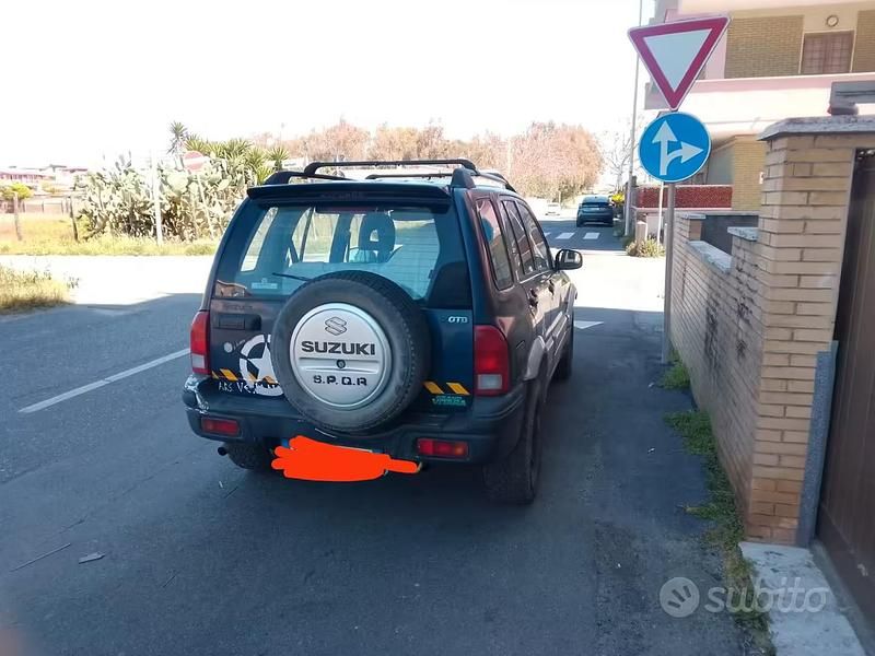 Usata Suzuki Vitara 2004 Blu SUV