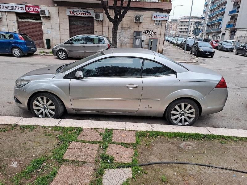 Usata Ford Focus Cabriolet 136 CV (100 kW) 2008 Cabrio