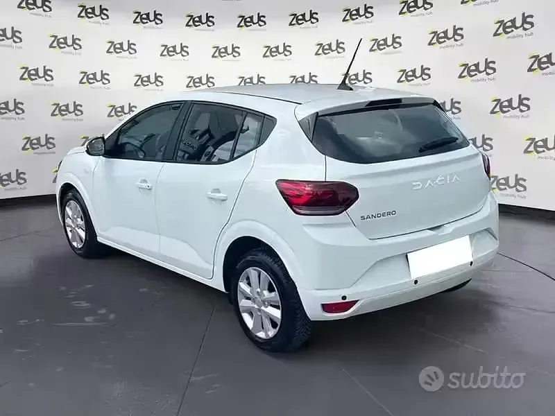 Usata Dacia Sandero Expression 67 CV (49 kW) 2023 Bianco Berlina