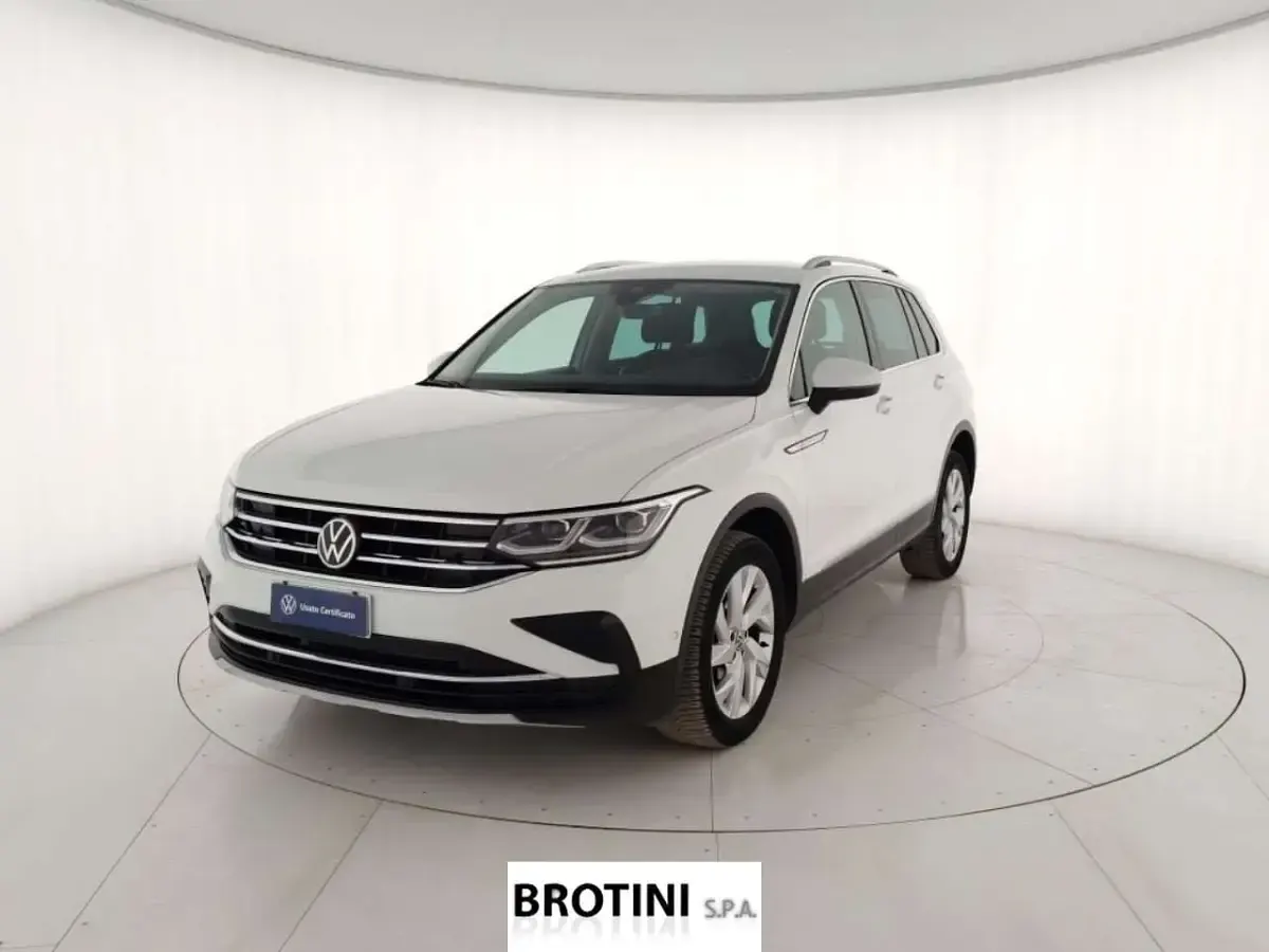 Usata VW Tiguan Elegance 150 CV (110 kW) 2020 Bianco SUV