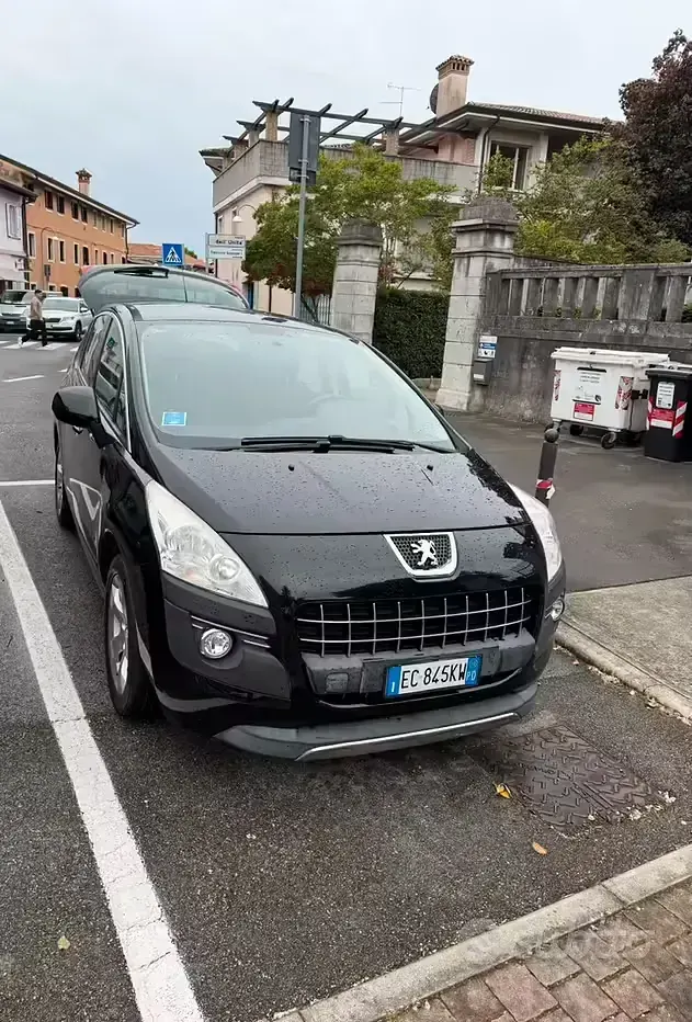 Usata Peugeot 3008 Active 120 CV (88 kW) 2010 Nero Station wagon
