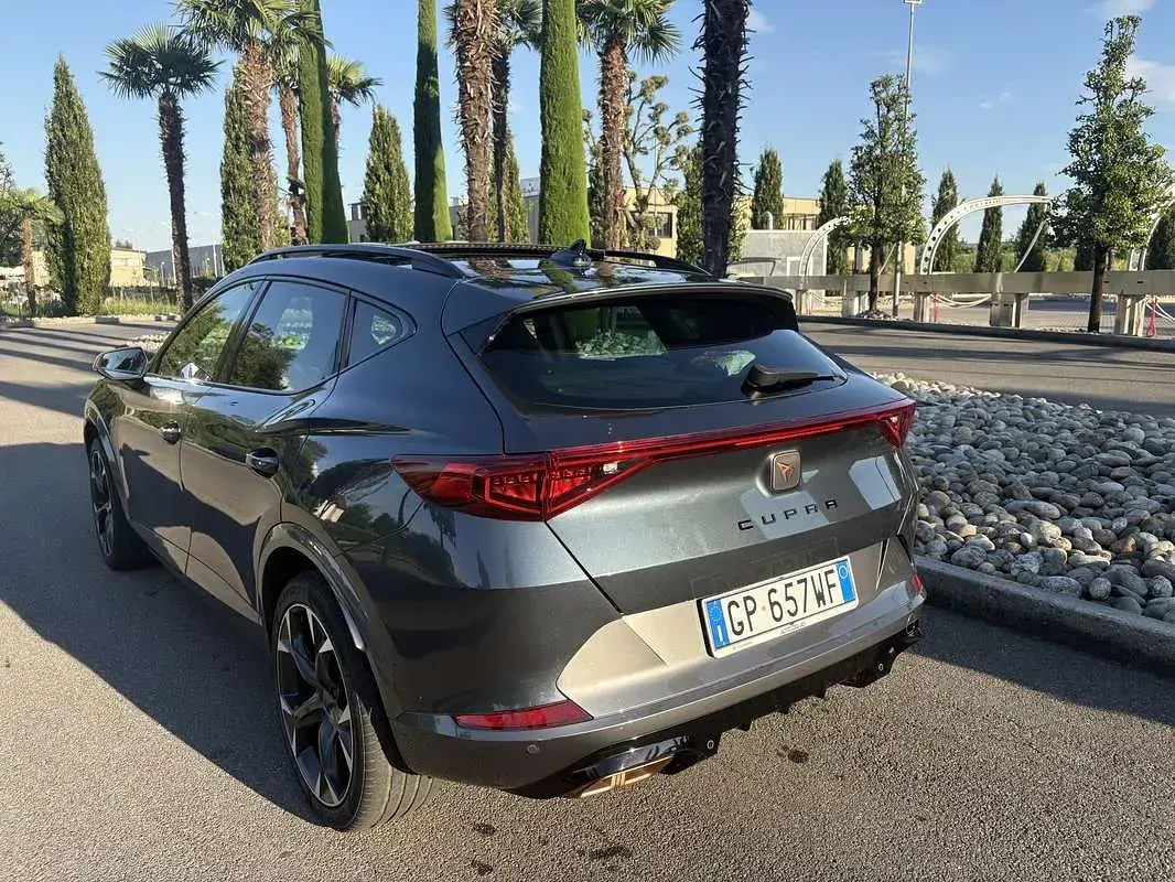 Usata Cupra Formentor VZ 245 CV (180 kW) 2023 Grigio SUV