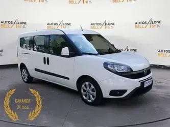 Usata VW Golf VIII Style 150 CV (110 kW) 2020 Grigio Utilitaria