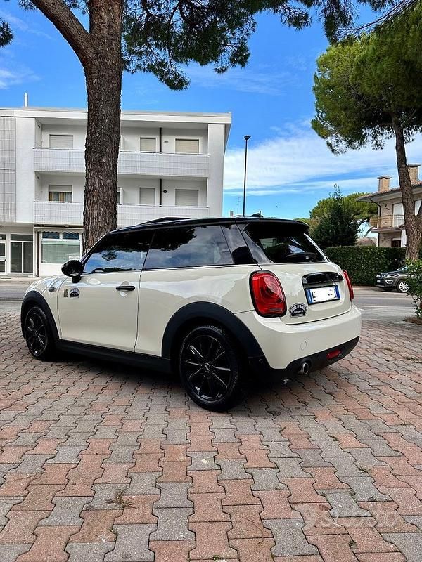 Usata Mini Cooper D 116 CV (85 kW) 2017 Bianco Utilitaria