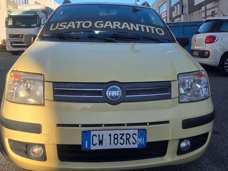 Usata Fiat Panda 60 CV (44 kW) 2005 Giallo Berlina