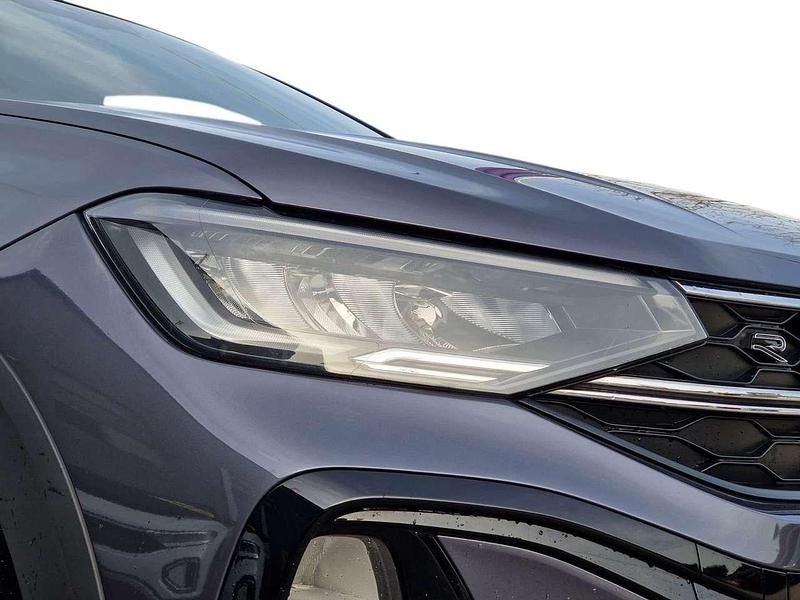 Usata VW Taigo R-line 116 CV (85 kW) 2024 Smoky grey metallizzato SUV