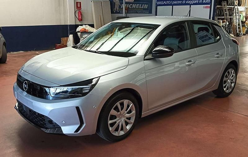 Usata Opel Corsa S 75 CV (55 kW) 2024 Grigio chiaro metallizzato Berlina