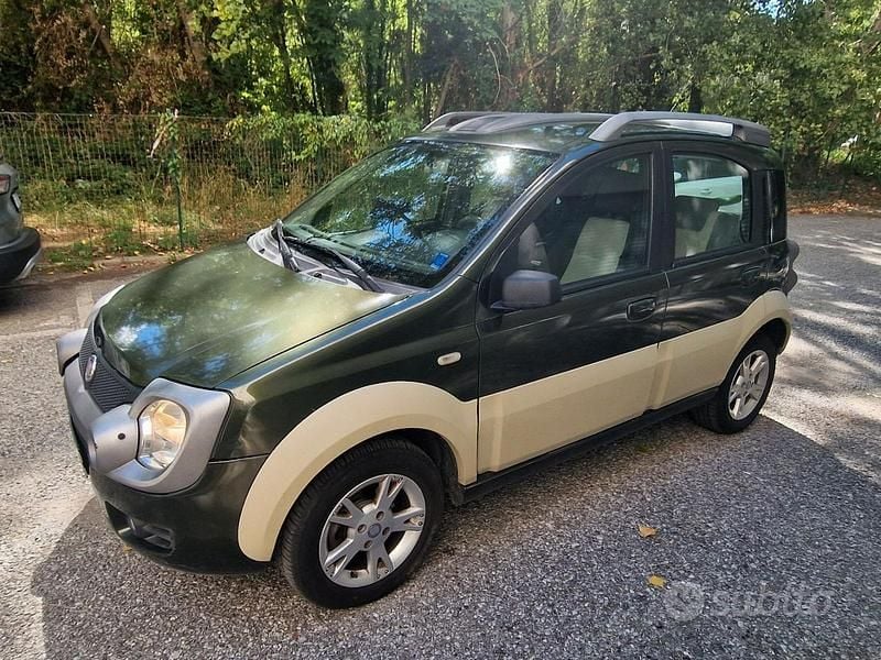 Usata 2009 Fiat Panda Cross Due volumi | 4450 € (Cara) - Immagine 1/4