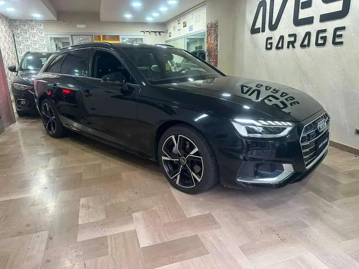 Usata Audi A4 S-Line 204 CV (150 kW) 2024 Nero Station wagon