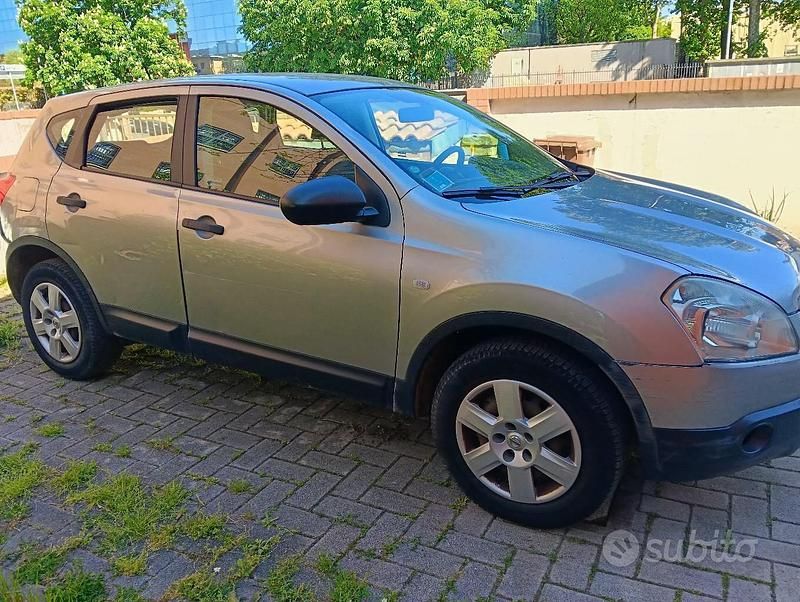 Usata Nissan Qashqai 114 CV (83 kW) 2008 Grigio SUV
