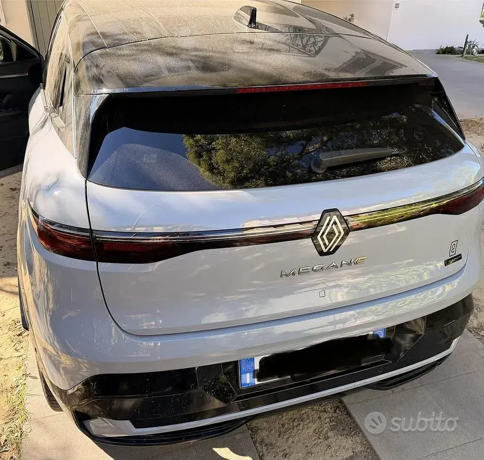Usata Renault Mégane Techno 55 kW (75 CV) 2024 Grigio Station wagon