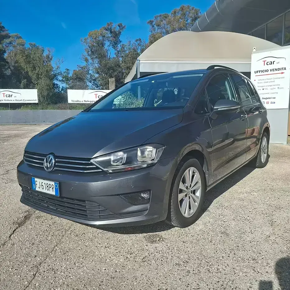 Usata VW Golf Sportsvan Comfortline 116 CV (85 kW) 2017 Grigio Monovolume
