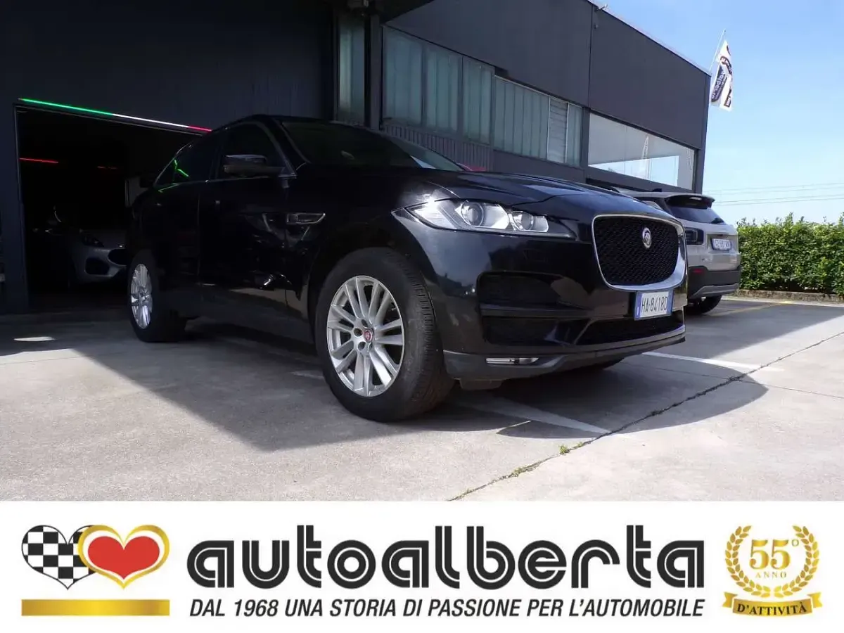 Usata Jaguar F-Pace Prestige 179 CV (131 kW) 2016 Nero SUV