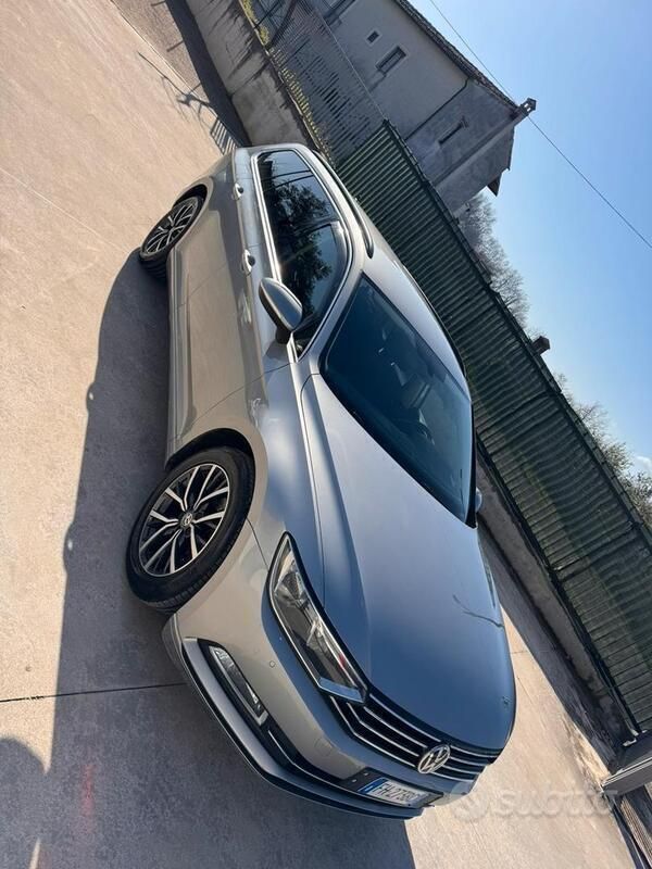 Usata 2017 VW Passat Station wagon | 11.000 € (Cara) - Immagine 1/4