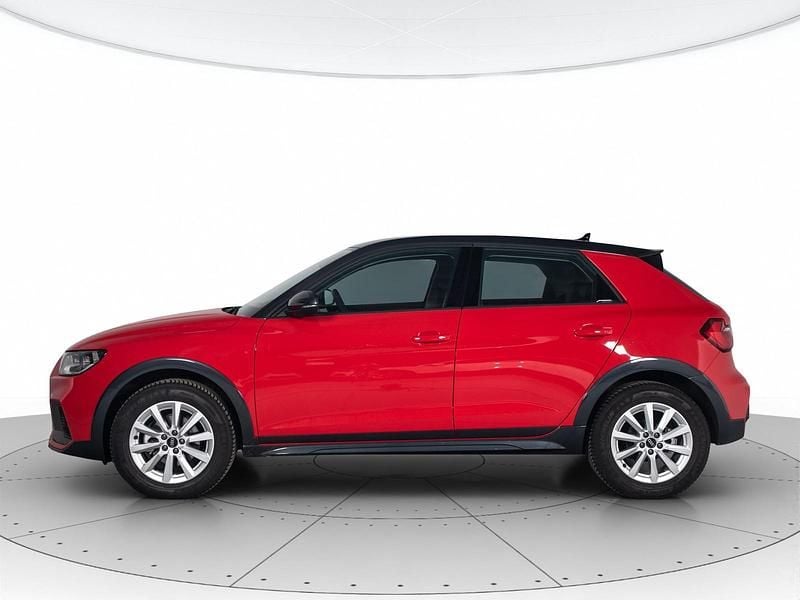 Usata Audi A1 Admired 110 CV (80 kW) 2022 Rosso SUV