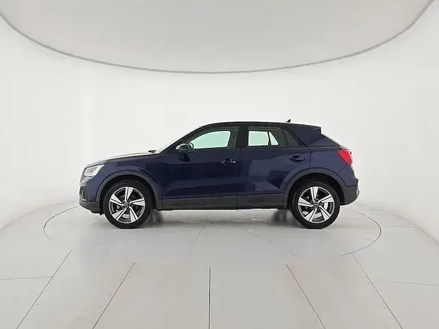 Occasion Audi Q2 Business 116 ch (85 kW) 2021 Bleue SUV