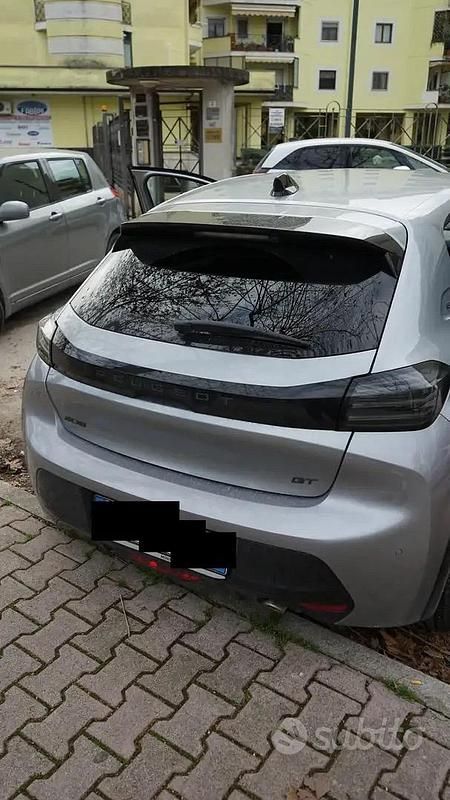 Usata Peugeot 208 GT 101 CV (74 kW) 2024 Grigio Utilitaria