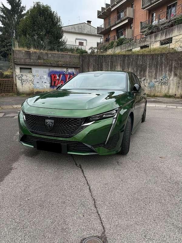 Verde Usata 2023 Peugeot 308 SW Allure Station wagon | 19.999 € (Buon prezzo) - Immagine 1/4