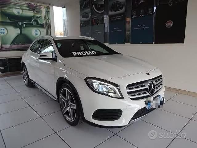 Usata 2019 Mercedes GLA200 SUV | 17.500 € (Super prezzo) - Immagine 1/4