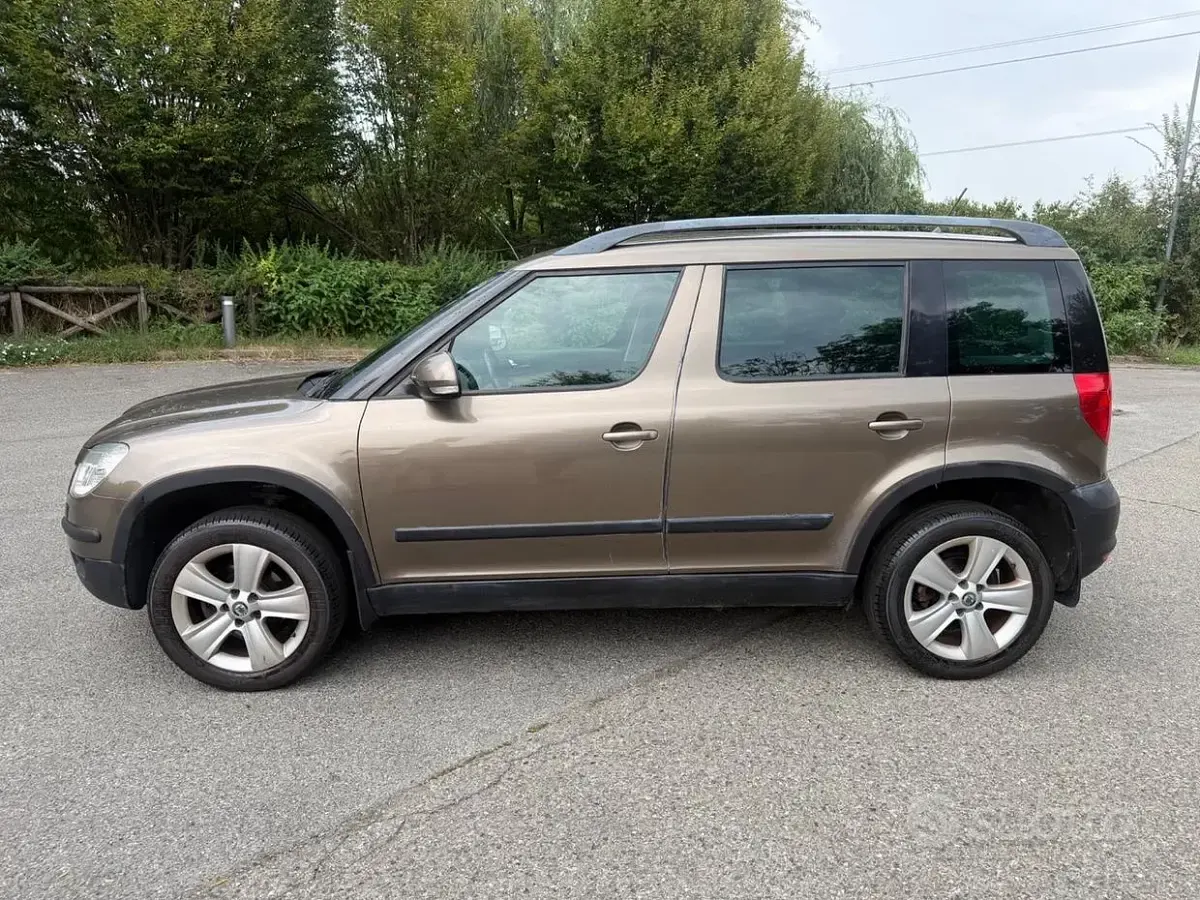 Usata Skoda Yeti Experience 105 CV (77 kW) 2011 Verde SUV
