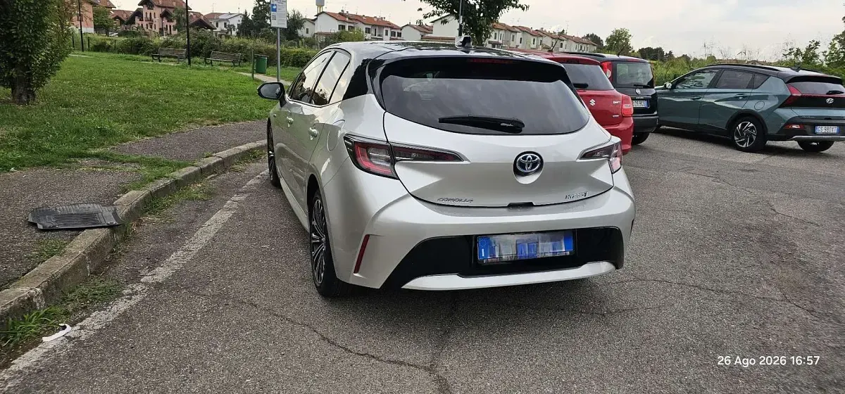 Usata Toyota Corolla Style 98 CV (72 kW) 2020 Berlina