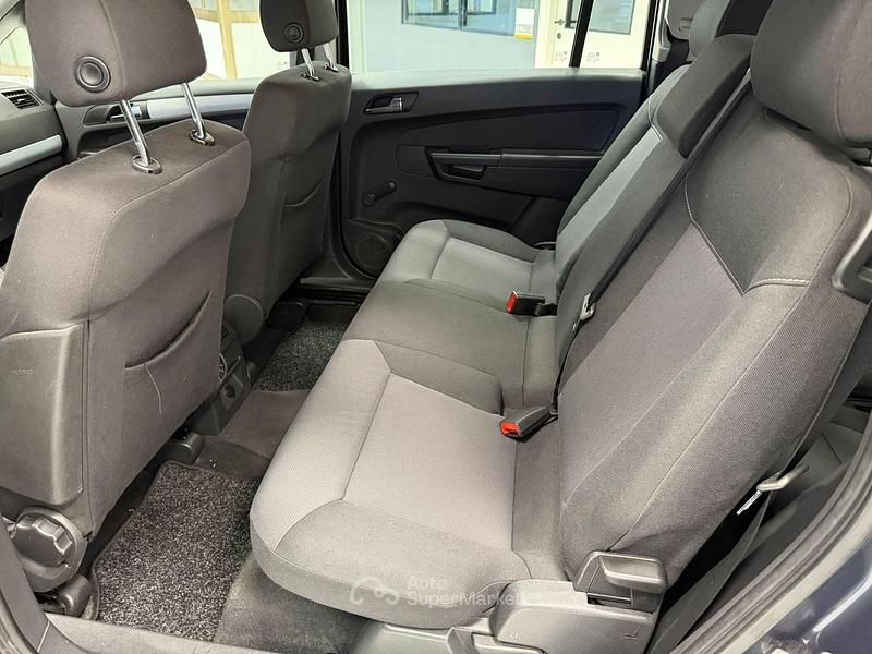 Usata Opel Zafira Cosmo 120 CV (88 kW) 2008 Blu Monovolume