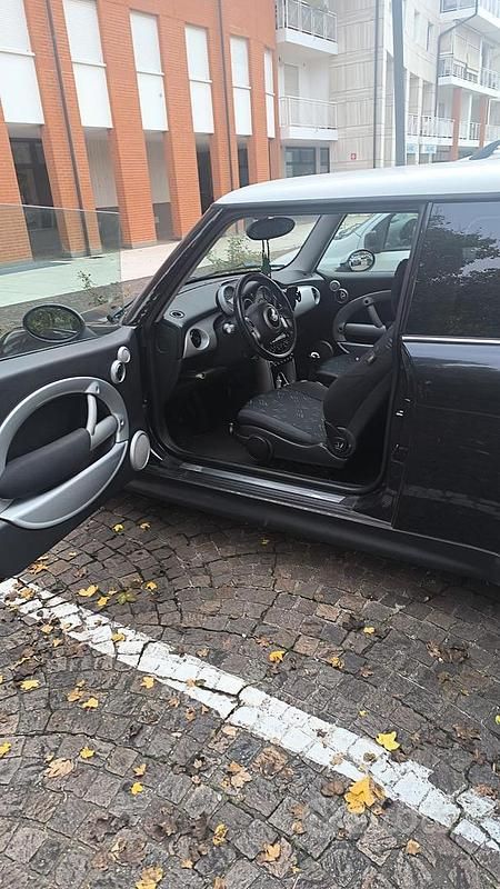 Usata Mini Cooper 2004 Nero Utilitaria