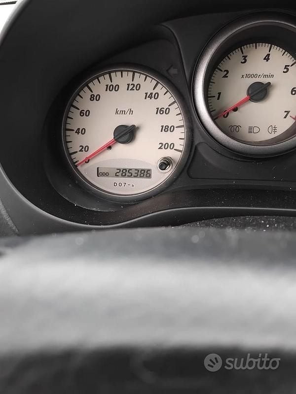 Usata Toyota RAV4 116 CV (85 kW) 2002 Grigio SUV