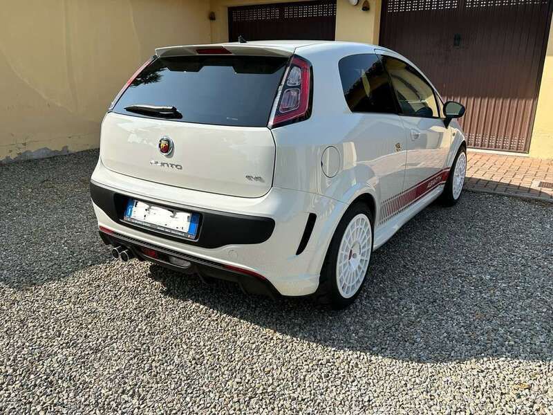 Usata Abarth Punto Evo 165 CV (121 kW) 2011 Bianco Utilitaria