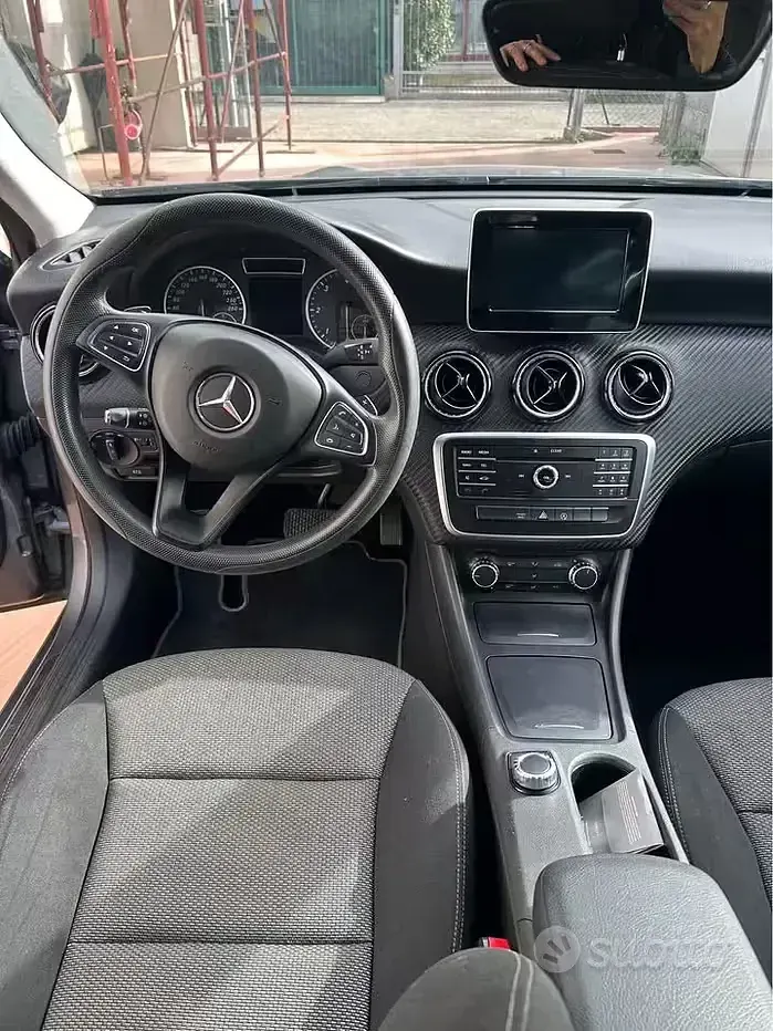 Usata Mercedes GLA180 109 CV (80 kW) 2016 SUV