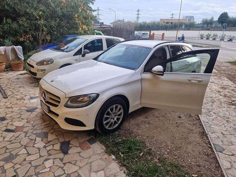 Usata 2016 Mercedes C200 Business Station wagon | 10.800 € (Buon prezzo) - Immagine 1/4
